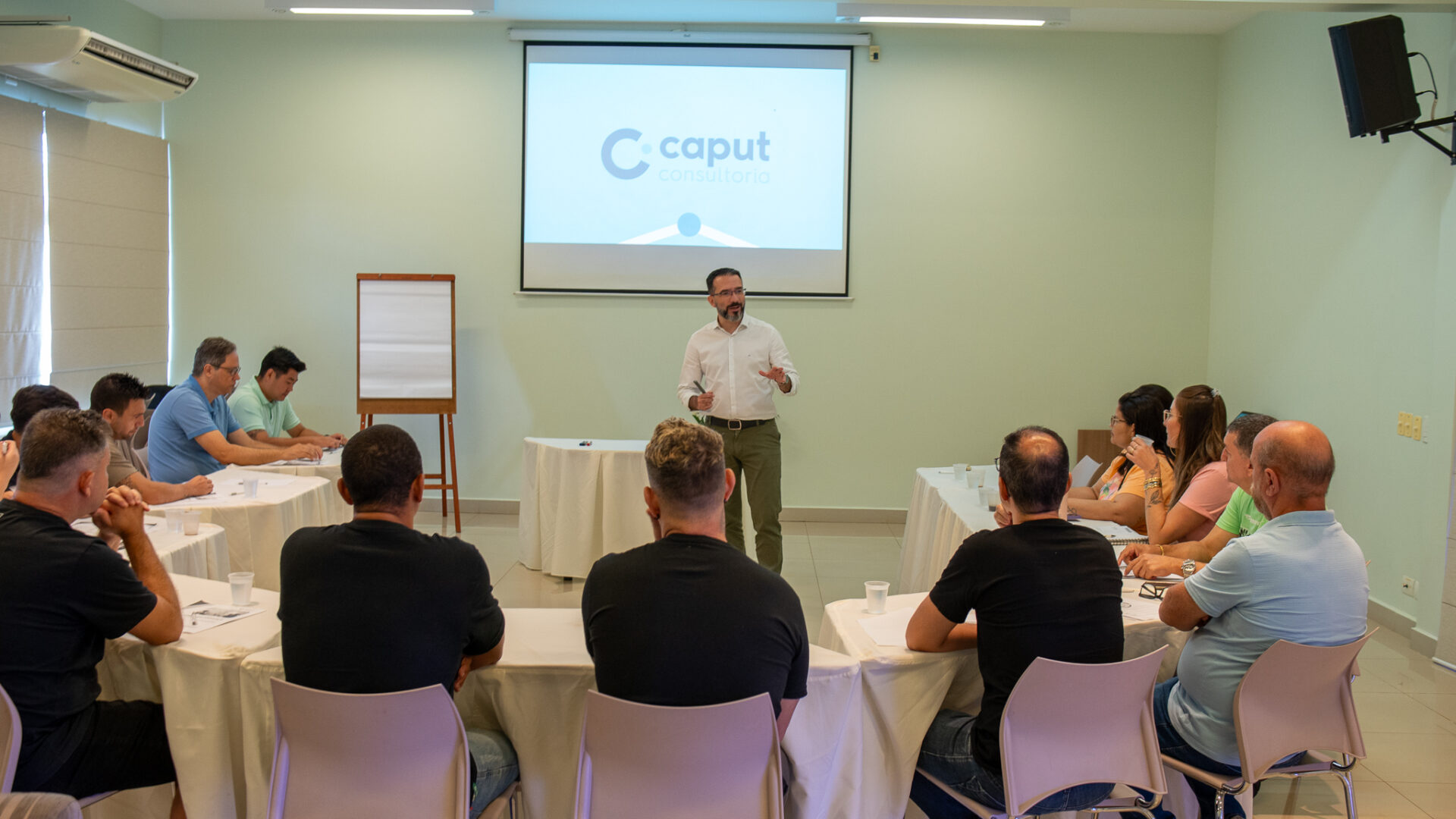 Londrivet reúne líderes para workshop de capacitação
