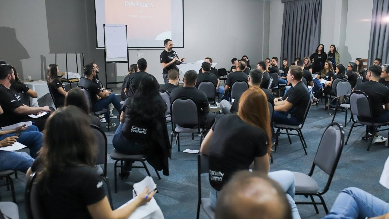 programa de desenvolvimento de liderança